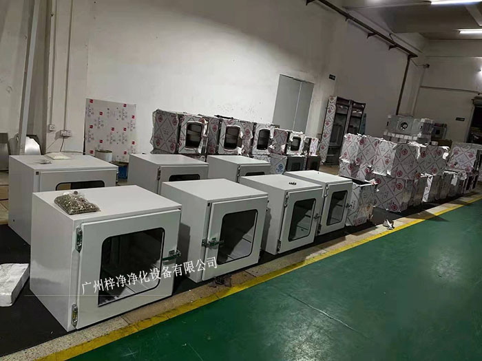 傳遞窗塵埃粒子計數器是用于檢測傳遞窗進出口塵埃粒子濃度的關鍵設備