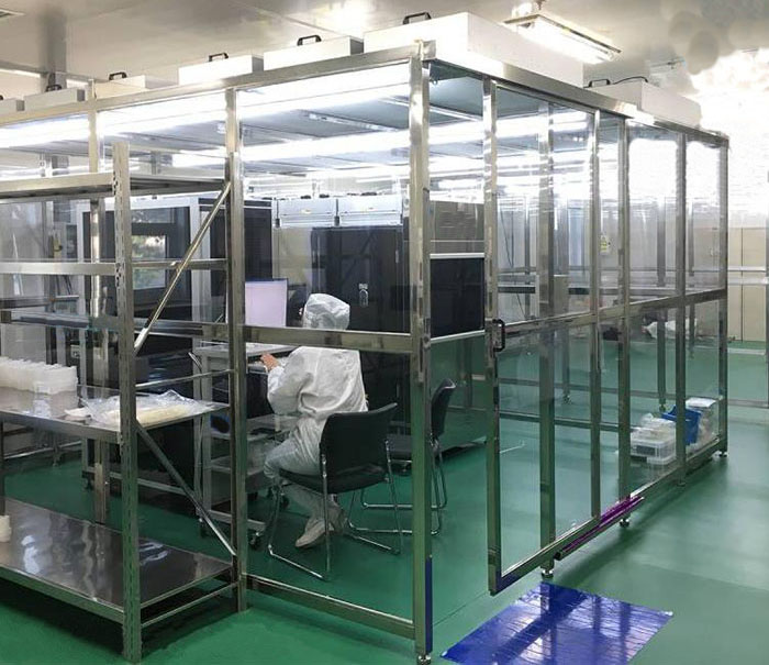 風淋室、傳遞窗、潔凈棚、潔凈工作臺搭配效果圖